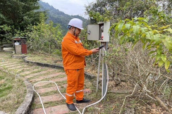 Điện lực Hà Quảng (PC Cao Bằng) đảm bảo cung cấp điện Lễ hội “Về nguồn Pác Bó” năm 2023