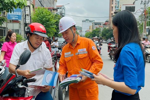 Tiếp tục nêu cao tinh thần tiết kiệm điện trên địa bàn tỉnh Cao Bằng