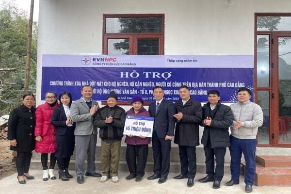 Công ty Điện lực Cao Bằng thực hiện tốt vai trò chăm lo lợi ích cho người lao động và công tác an sinh xã hội