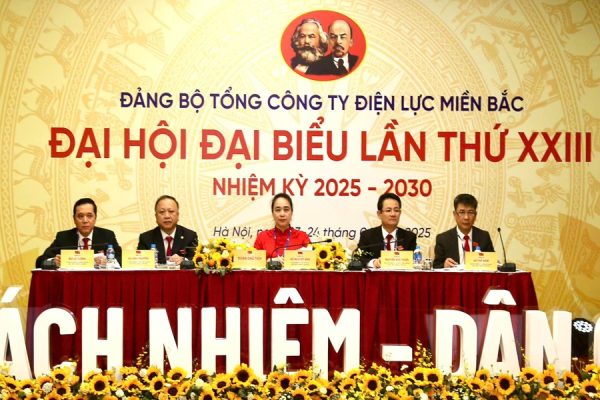 Đảng bộ EVNNPC: Tập trung lãnh đạo, chỉ đạo phát triển khoa học công nghệ, đổi mới sáng tạo và chuyển đổi số trong nhiệm kỳ mới
