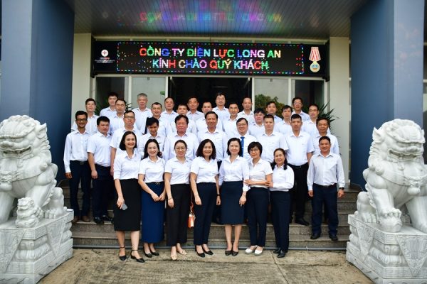 PC Long An gắn kết tình thâm giao – Thăm quan phòng truyền thống PC Cao Bằng