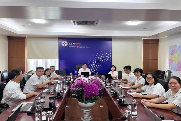 PC Cao Bằng: Nâng cao nghiệp vụ, cập nhật kiến thức pháp luật ngành Điện