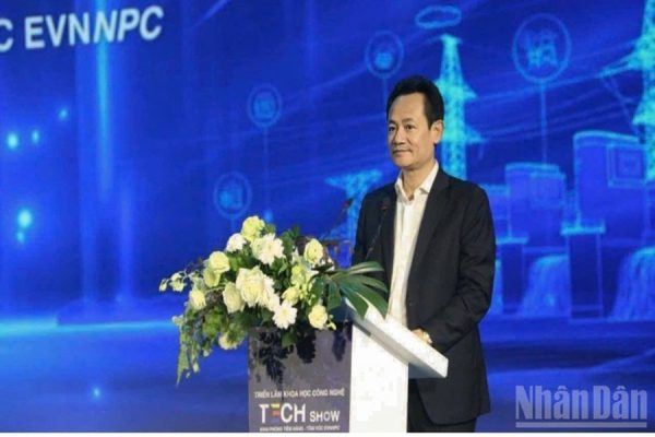 EVNNPC đẩy mạnh chuyển đổi số trong quản lý vận hành lưới điện phân phối