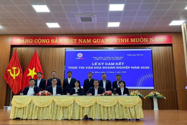 CTĐL Cao Bằng: Khẳng định quyết tâm bứt phá thông qua ký cam kết Văn hóa doanh nghiệp năm 2026