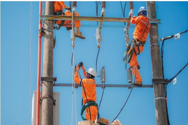 TCBC: EVNNPC chủ động ứng phó thời tiết cực đoan, bảo đảm cung ứng điện và tăng tốc hoàn thành kế hoạch năm 2026